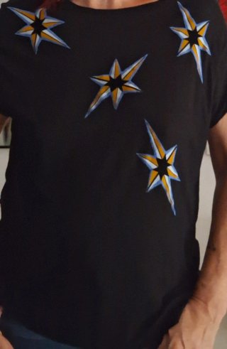 Camiseta Bimba y Lola negra con estrellas
