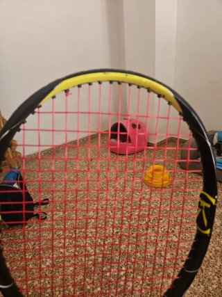 Raqueta de Tenis Wilson Negra y Amarilla
