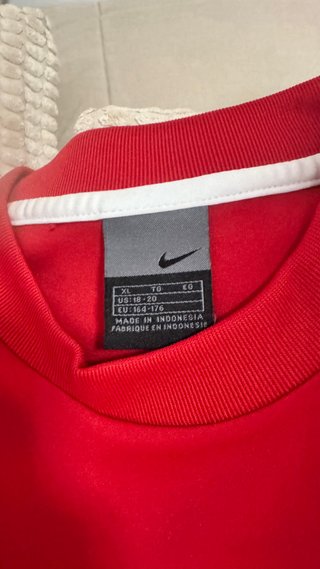 Camiseta Nike Roja