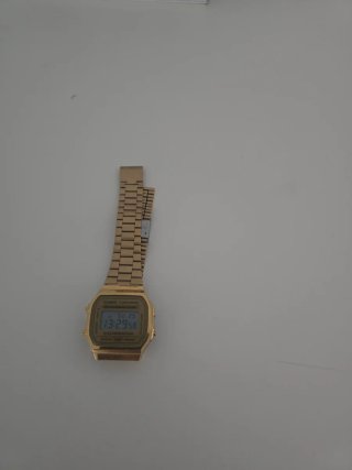 Reloj Casio Dorado