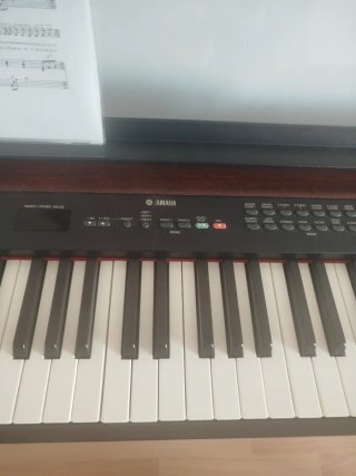 Piano Yamaha P120
