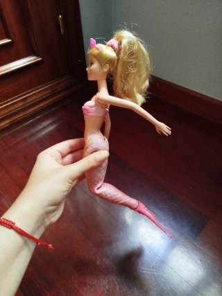 Barbie Fairytopia Sirena+ Mascota pez