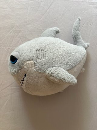Peluche Tiburón Infantil 20cm