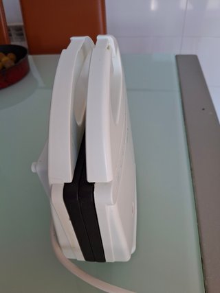 Sandwichera Solac 2
