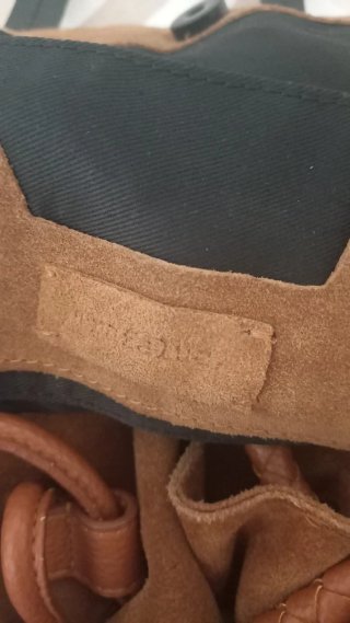 Bolso ante marrón Zara