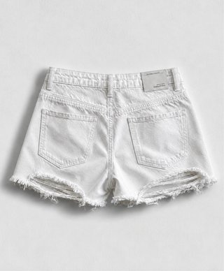 Shorts vaqueros blancos rotos