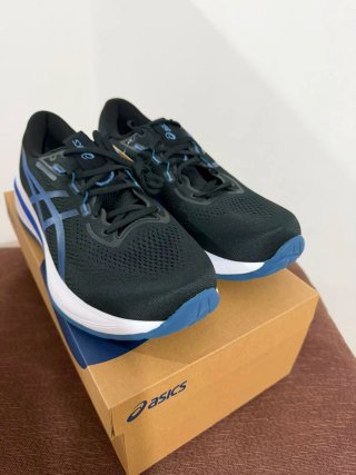 Asics Gel-Cumulus 28