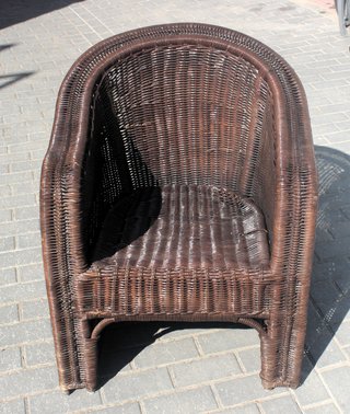 2 Sillones de Mimbre Marrón con Cojines