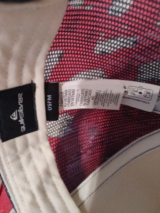 Gorra Quiksilver Beige y Naranja