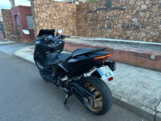 Yamaha TMAX 560 Tech Max 2023 • 4.000 km •