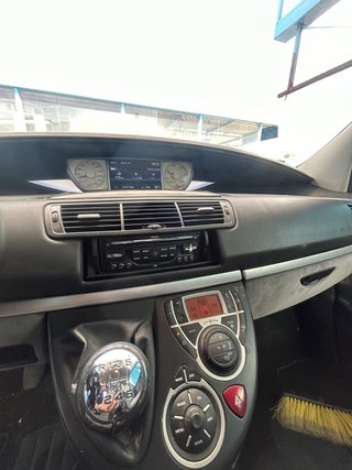 Peugoet 807 2009