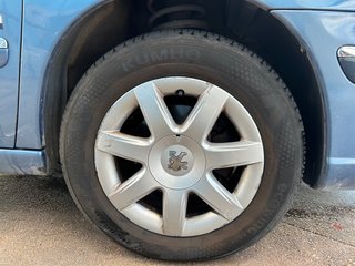 Peugoet 807 2009
