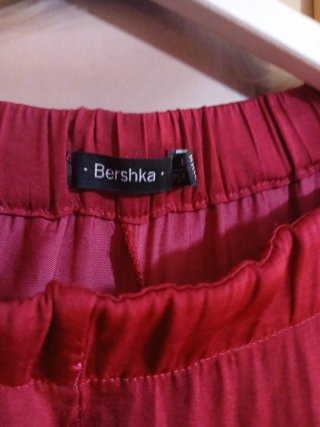 Pantalón Pareo Bershka Talla M Rojo.nuevo