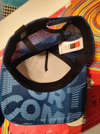 Gorras Deportivas Negras y Azules Compres Sport