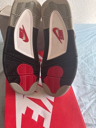 Zapatos Jordan 4 Blancos Nuevos