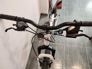 Bicicleta Monty KY10 Blanca