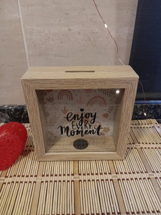Hucha madera 15x15x5 cm