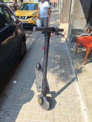 Patinete eléctrico plegable