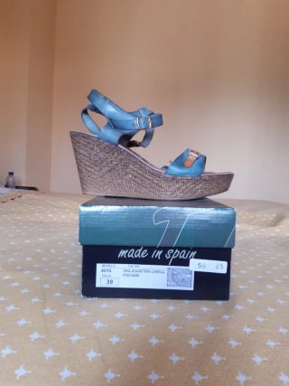 Sandalias plataforma mujer azul y marrón