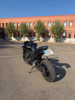 Kawasaki Z800E – 30.000 km – Se vende o cambia