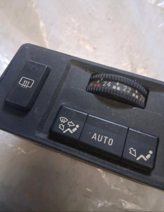 Centralina Clima BMW E32 735