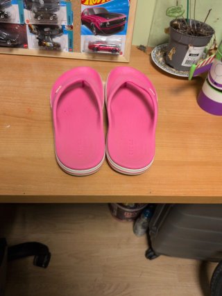 Chanclas Crocs rosas talla 40