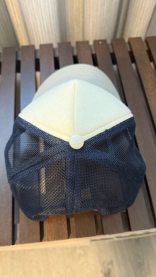 Gorra Trucker Silbon Beige y azul