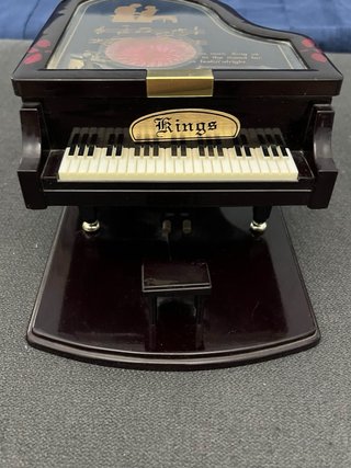 Pianoforte con  carillon porta gioie vintage
