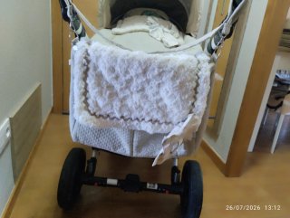 Carro de bebé beige