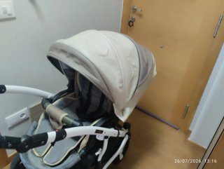 Carro de bebé beige