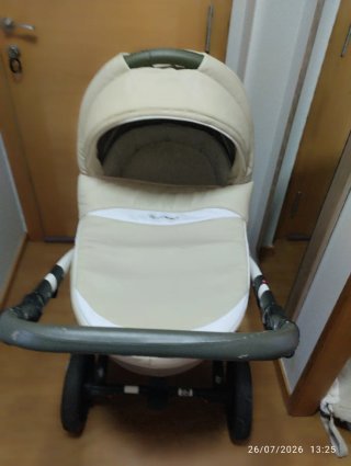 Carro de bebé beige