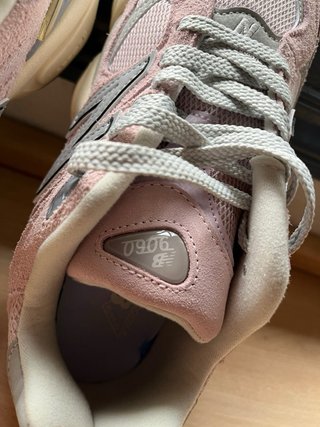 Zapatillas New Balance 9060 Originales Rosa/Gris