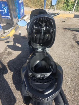 Yamaha Nmax 2025 Negra - 30mil km