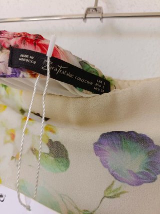 Vestido palabra de honor Zara floral gasa