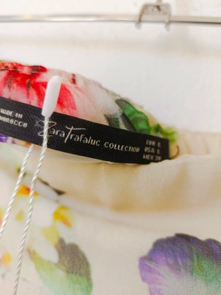 Vestido palabra de honor Zara floral gasa