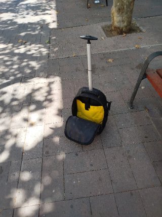 Mochila Stanley Negra y Amarilla