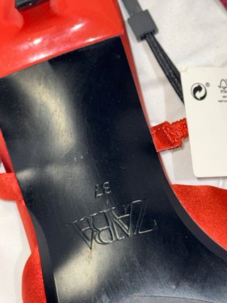 Tacones nuevos Zara 37