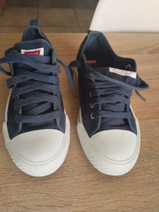Zapatillas Levi's Azul Marino y Blanco