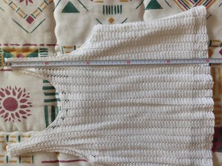 Blusa tirantes perforada