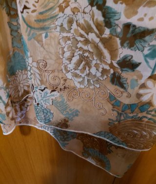 Stola/pareo fantasia beige con paillettes