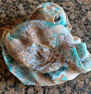 Stola/pareo fantasia beige con paillettes