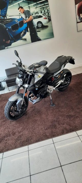 BMW F 900 R Naked Moto