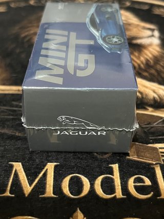 Jaguar C-X75 Blu MINI GT 1/64