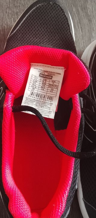 Zapatillas deportivas mujer y niño