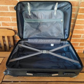 1Trolley Benetton Negro+1 de regalo