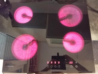 Vitrocerámica Cecotec 4 fuegos buen estado.