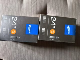 2 Cámaras Schwalbe 24 DV 10