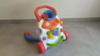 Andador Chicco 2 en 1 con actividades