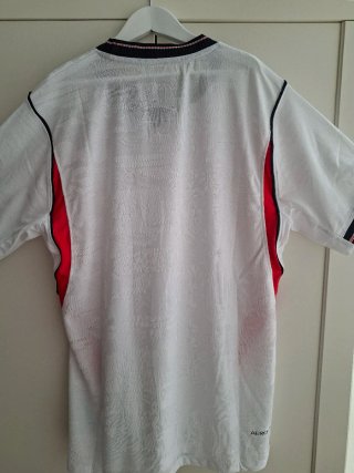 Camiseta Inglaterra Mundial 2026 Player