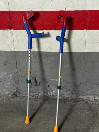 Muletas infantiles regulables